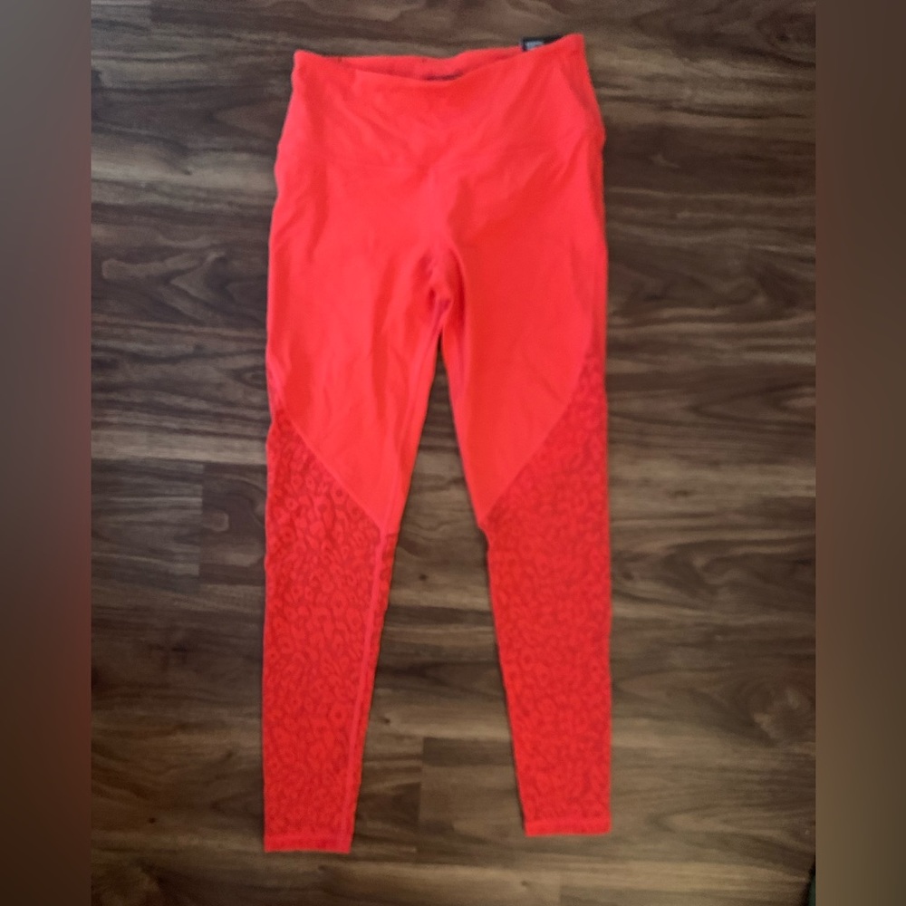 Victoria’s Secret Knockout Tight Small Orange NWT